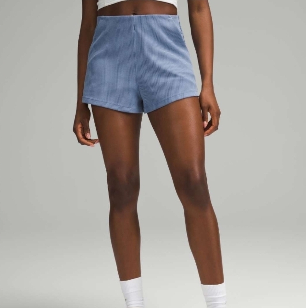 Lululemon Ribbed Softstreme Short